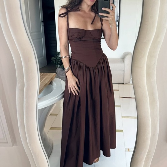 Tularosa | Dresses | Tularosa Emma Midi Dress | Poshmark
